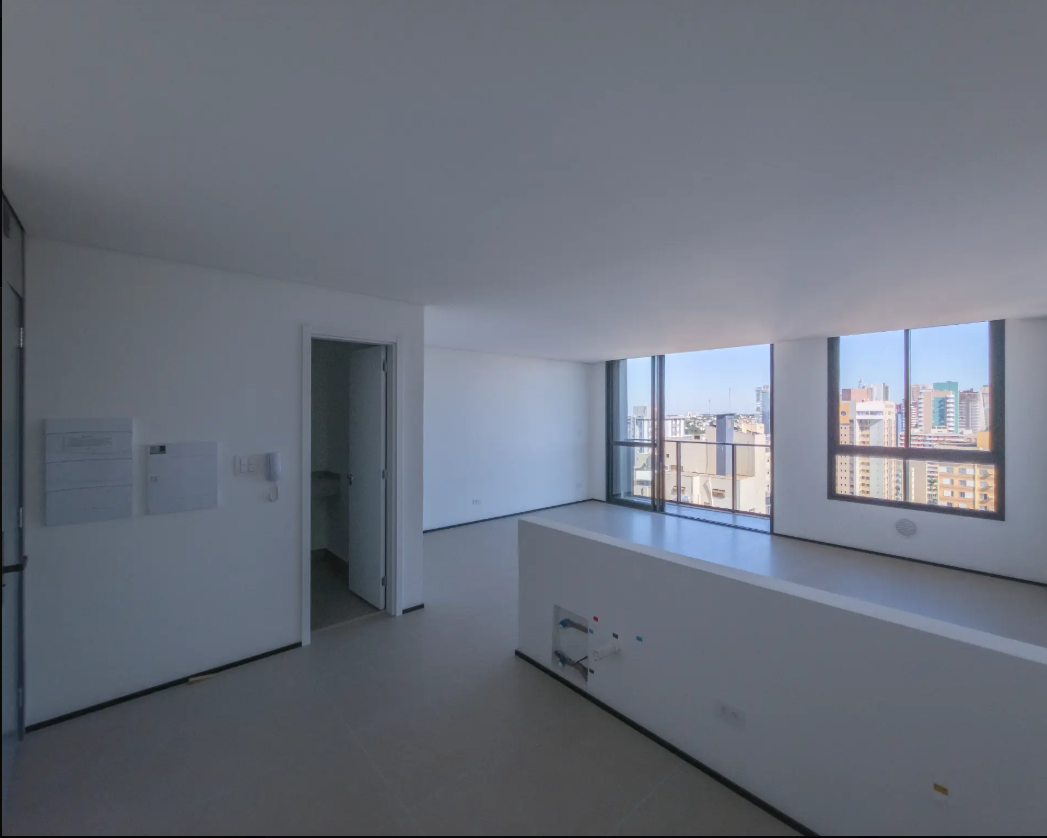Studio Neo House com bancada e vista urbana